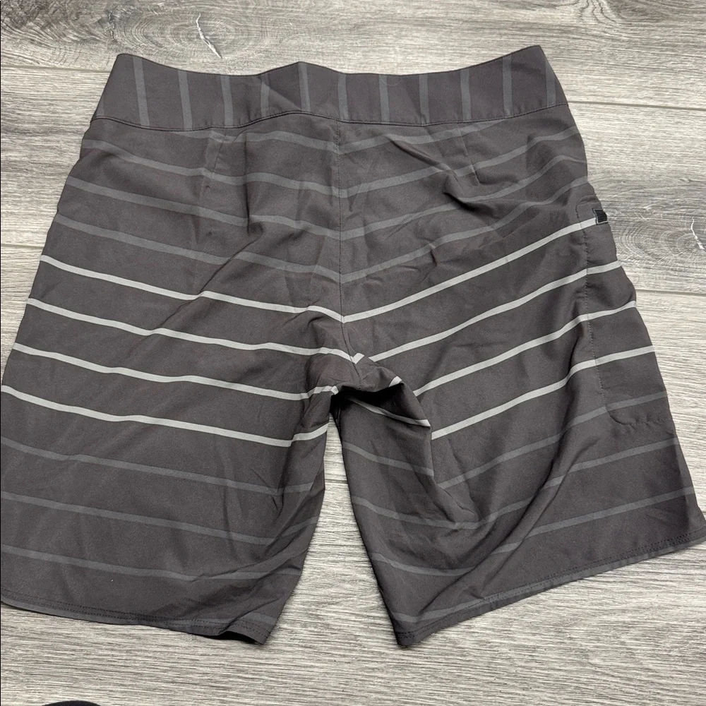 Patagonia Men's Board Shorts - Black and Teal - Picture 4 of 5